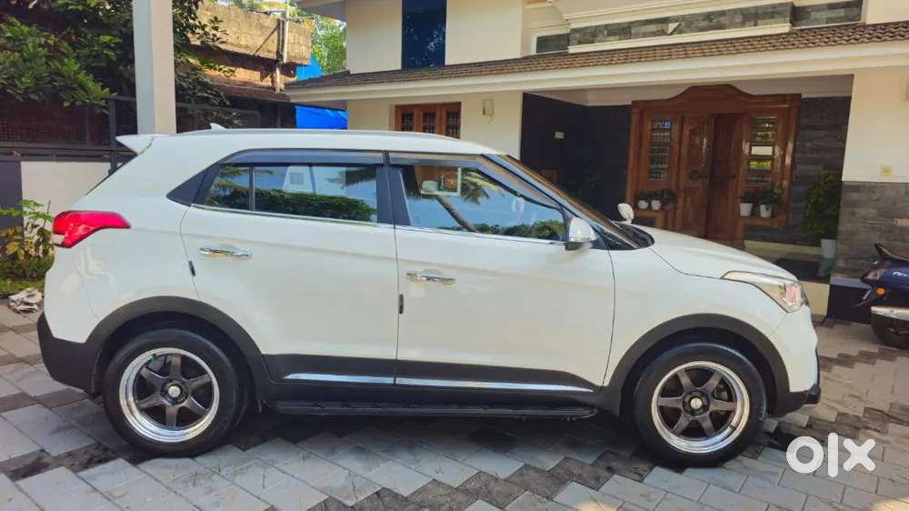 Hyundai Creta 2018 Petrol 47000 ..new Tyre 200km Driven With Alloy