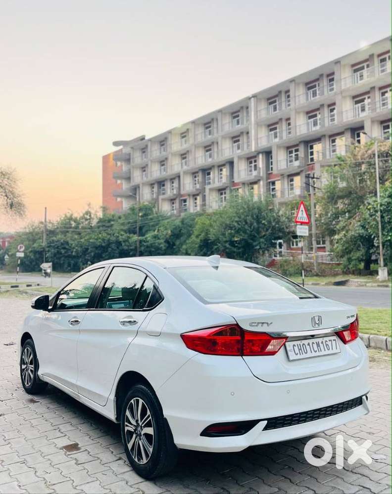 Honda City 1.5 V 4th Gen I-vtec Mt, 2022, Petrol