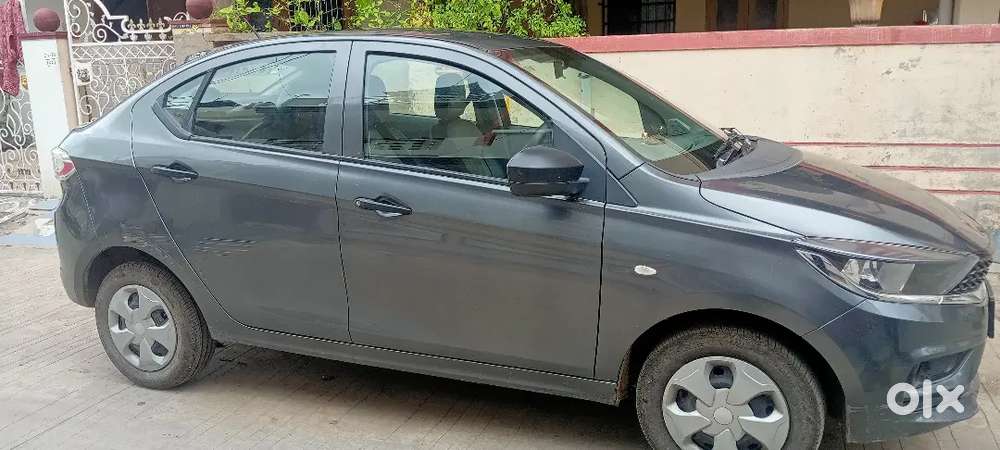Tata Tigor Petrol Manual 2024 Variant