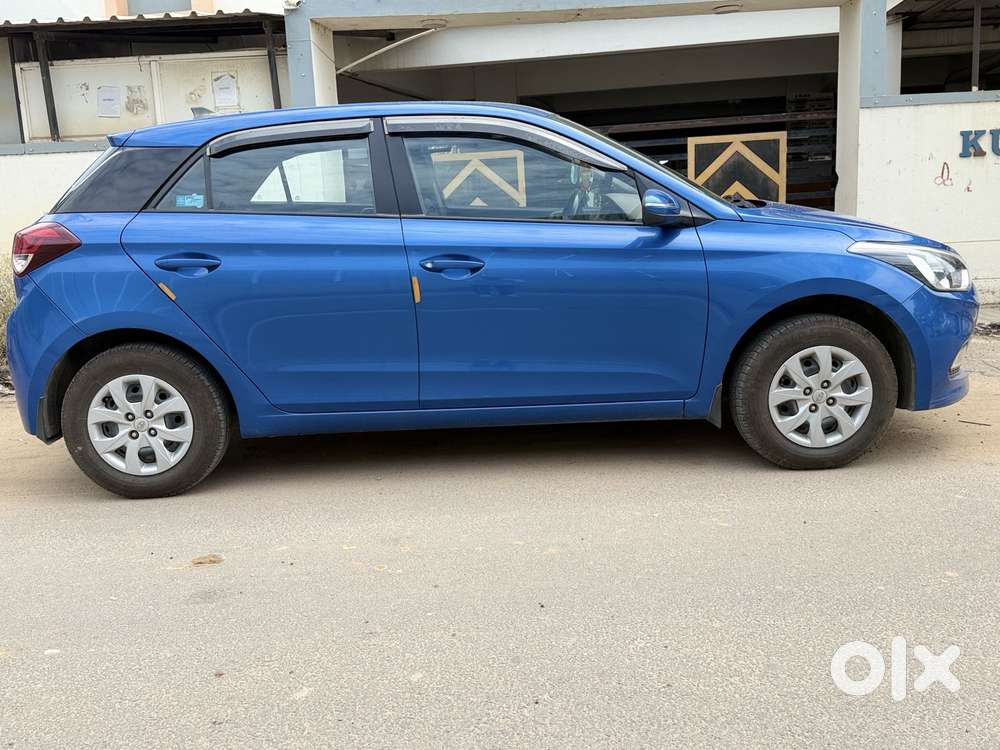 Hyundai I20 Sportz 1.2 Bs-iv, 2018, Petrol