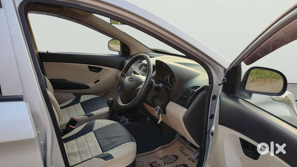 Hyundai Eon Magna +, 2018, Petrol