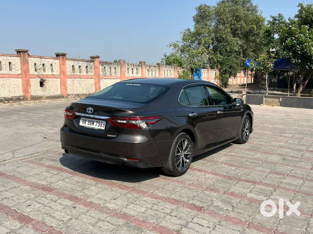 Toyota Camry Hybrid, 2024, Petrol