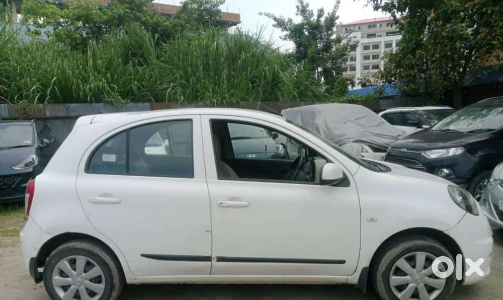 Nissan Micra Active, 2016, Petrol