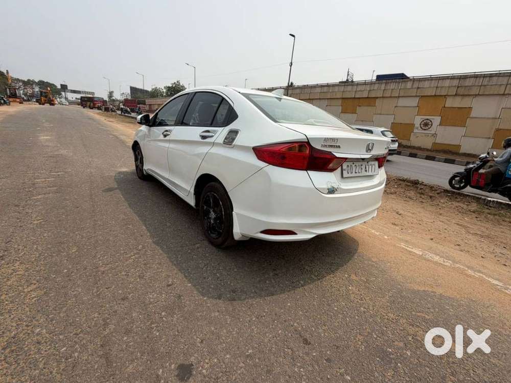 Honda City V At Sunroof I-vtec, 2016, Diesel
