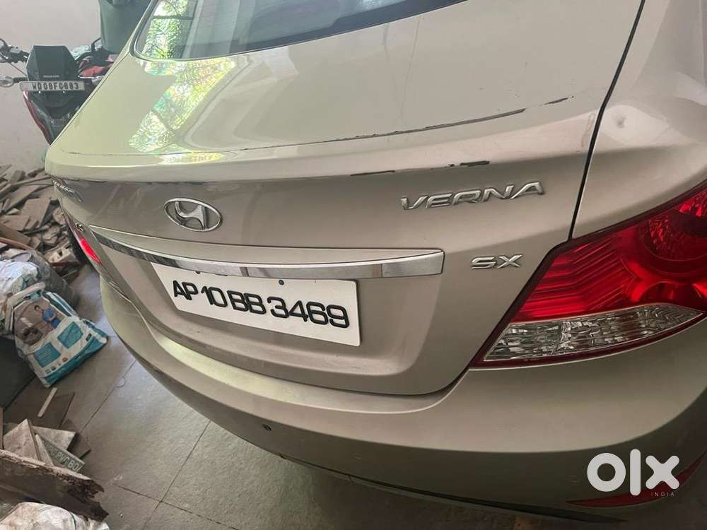 Hyundai Fluidic Verna 2012 Petrol