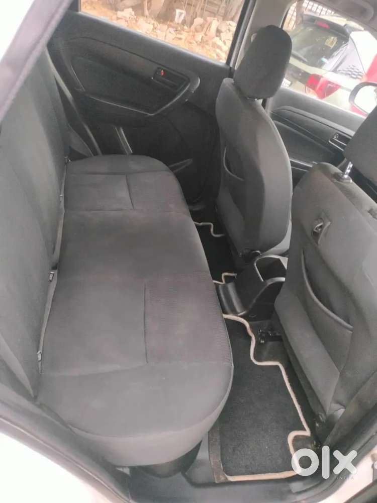 New Condition Car , Everything Is Working Properly