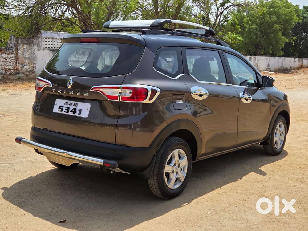 Renault Triber Rxt, 2022, Petrol