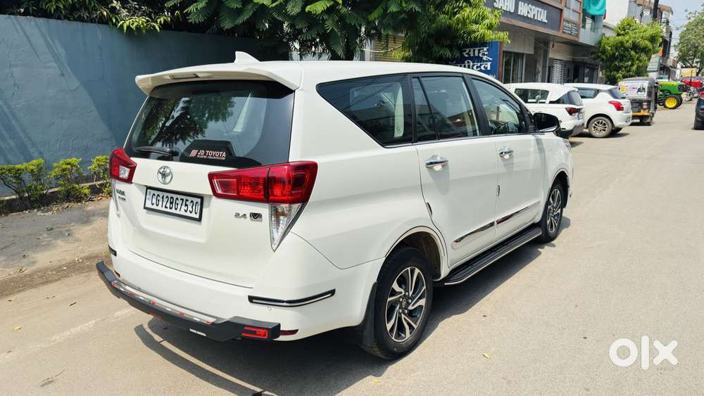 Toyota Innova Crysta [2020-ongoing] 2.4 Vx 7 Str, 2022, Diesel