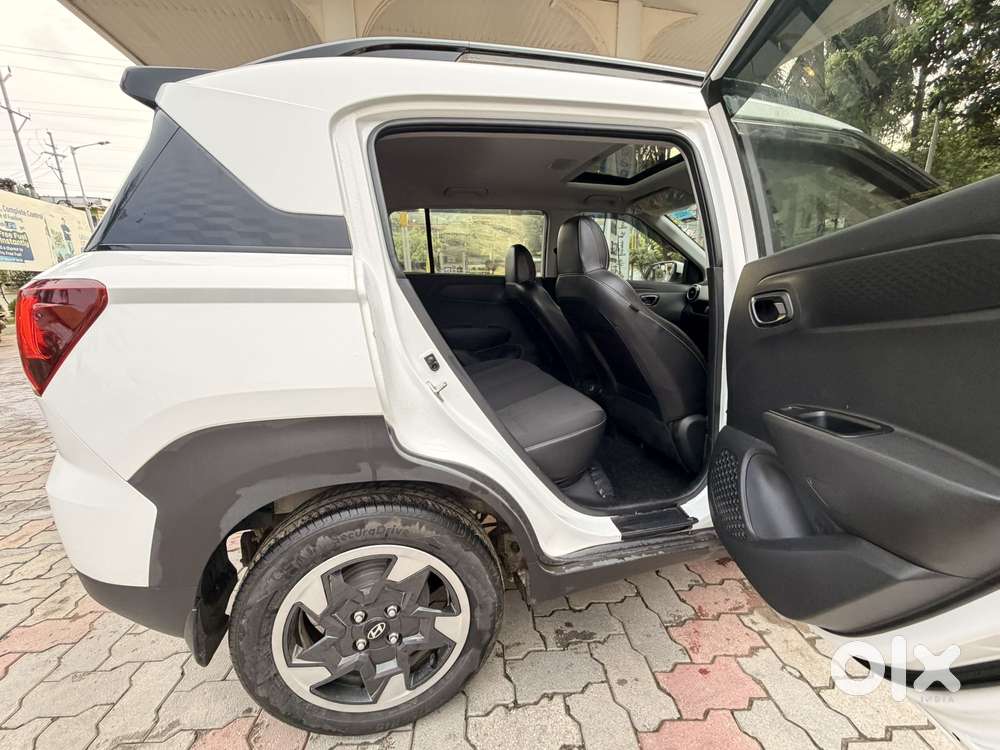 Hyundai Exter Sx (o) Connect 1.2 Mt Dual Tone, 2025, Petrol