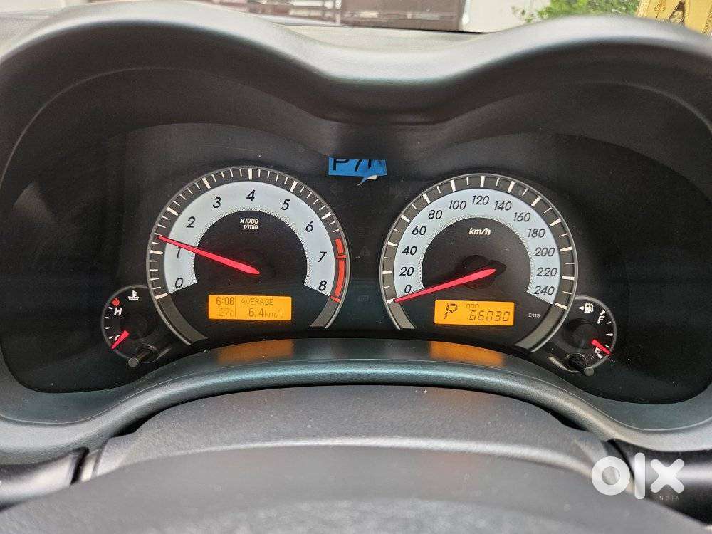 Toyota Corolla Altis [ ] 1.8 Vl At, 2013, Petrol