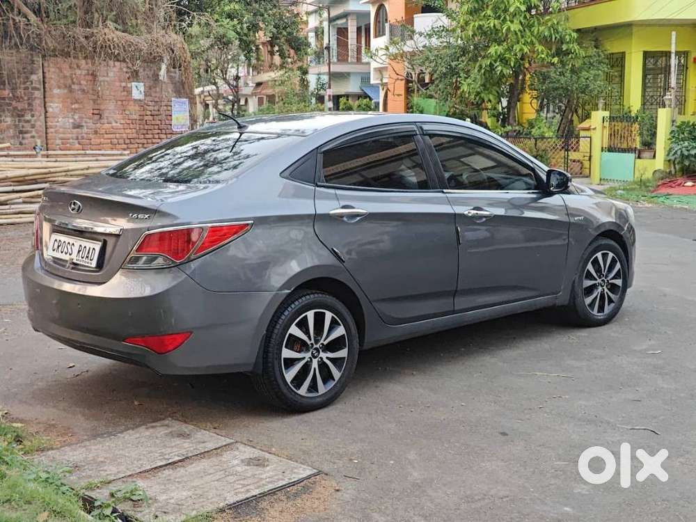 Hyundai Verna 1.6 Sx (o) Vtvt, 2015, Petrol