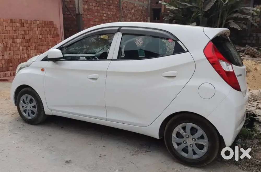Hyundai Eon Sportz 2017 Manual Petrol