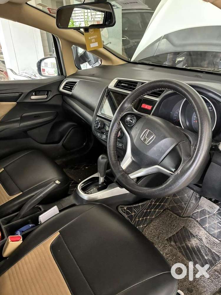 Honda Jazz Automatic 2015 Cng