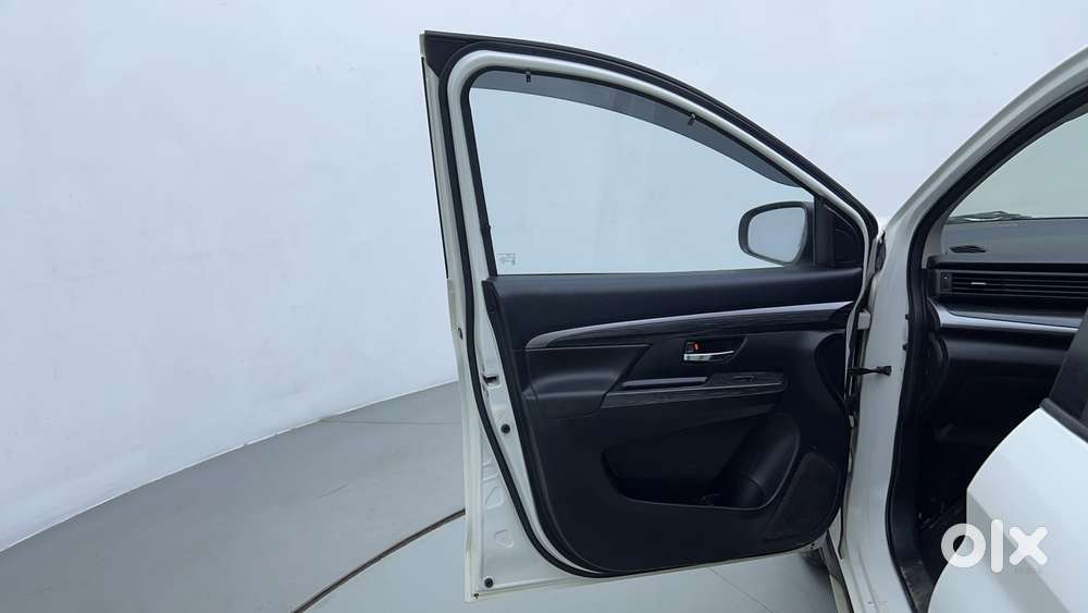 Maruti Suzuki Xl6 1.5 Alpha At, 2022, Petrol