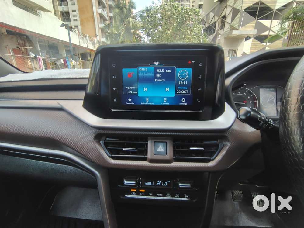 Maruti Suzuki Brezza 1.5 Vxi Cng, 2024, Cng & Hybrids