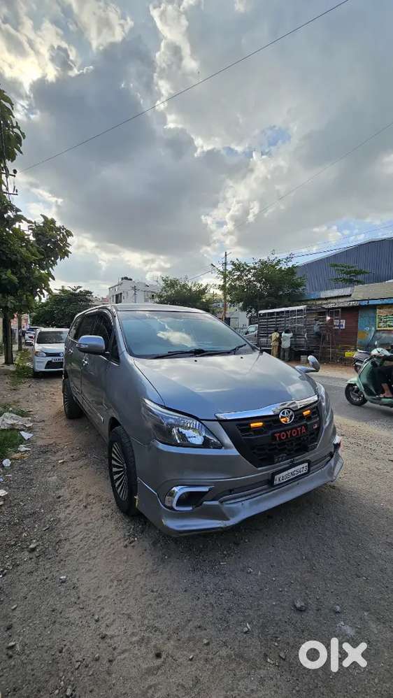 2011 Innova In Tight Condition