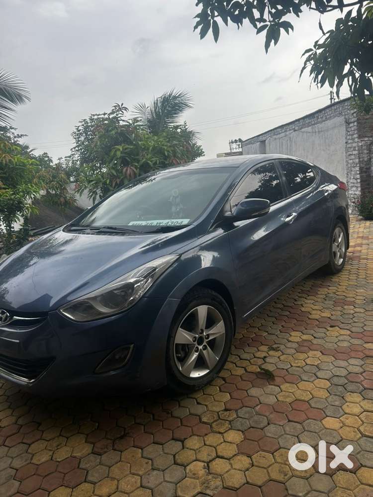 Hyundai Elantra 2012 Cng & Hybrids Well Maintained