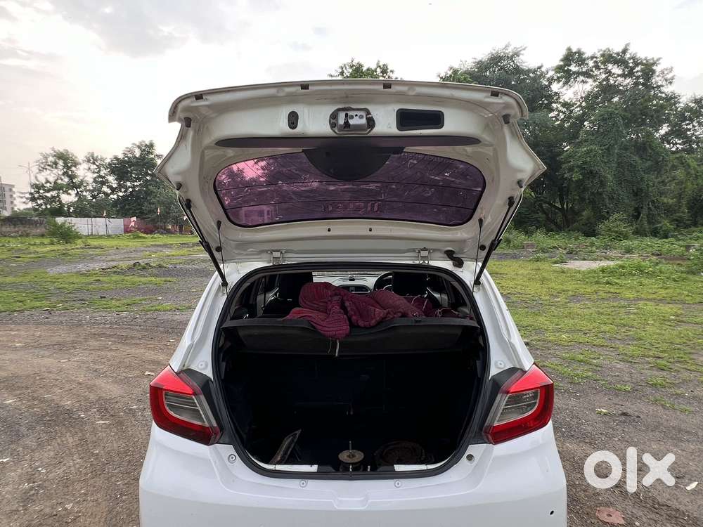 Tata Tiago 1.2 Revotron Xz (o), 2016, Petrol