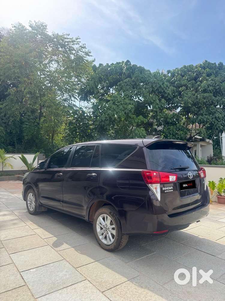 Toyota Innova Crysta 2017 Year Diesel Manual