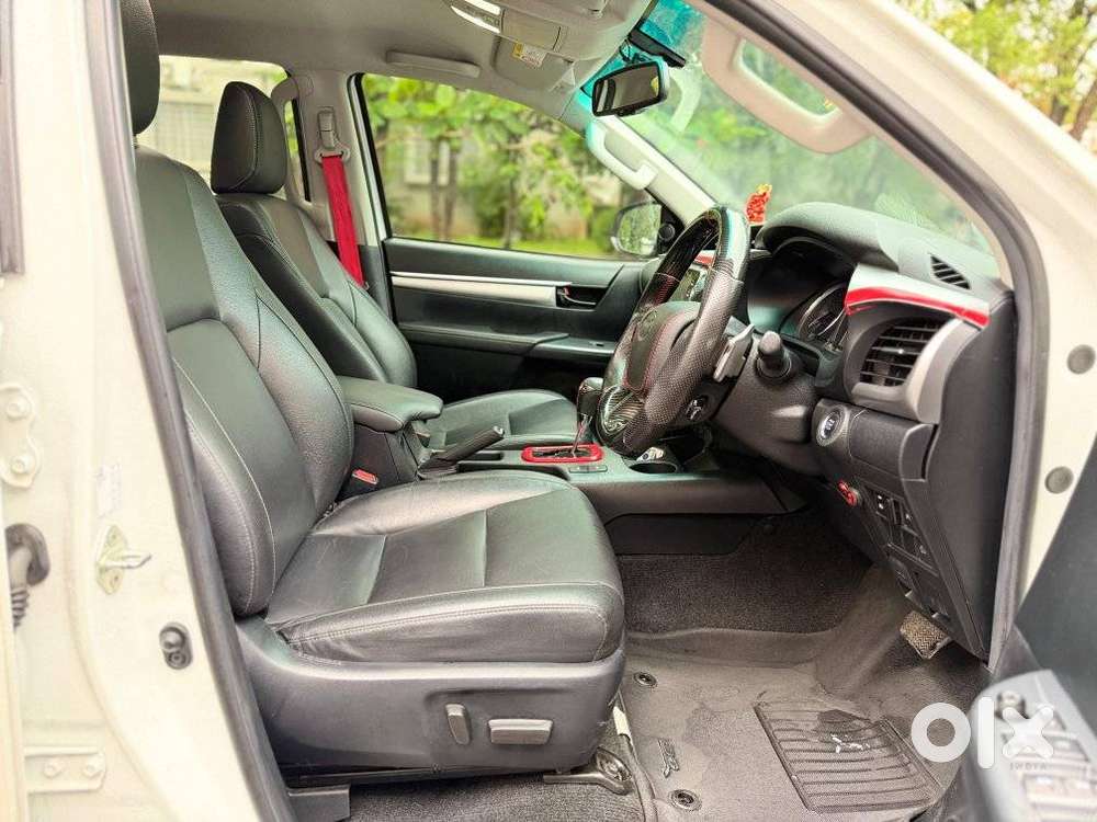 Toyota Hilux Black Edition Diesel Turbo Automatic, 2023, Diesel