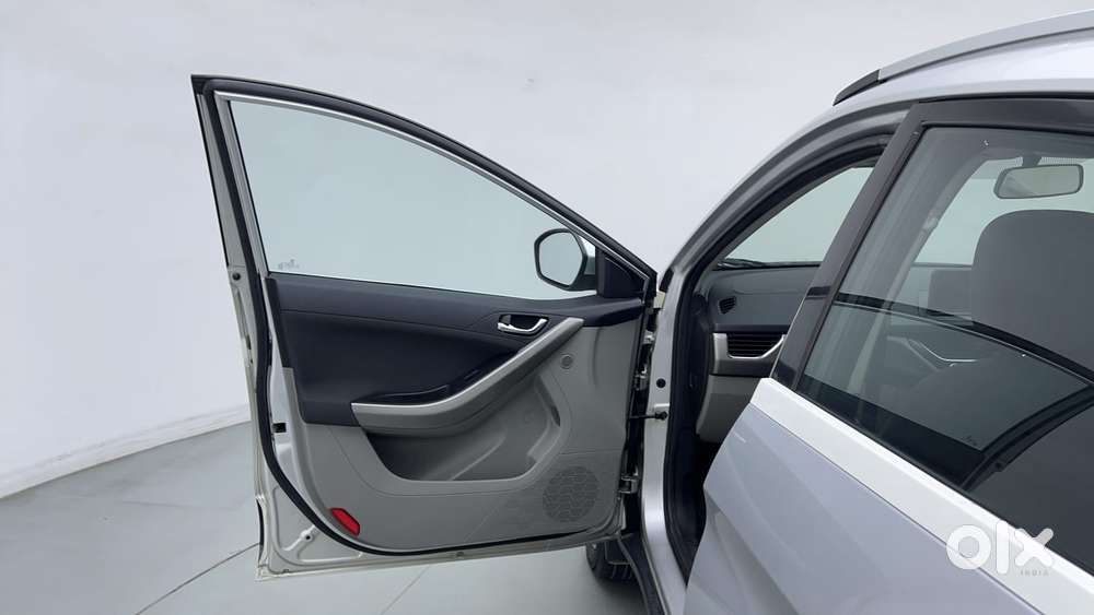 Tata Nexon 1.2 Revotron Xz Plus, 2018, Petrol