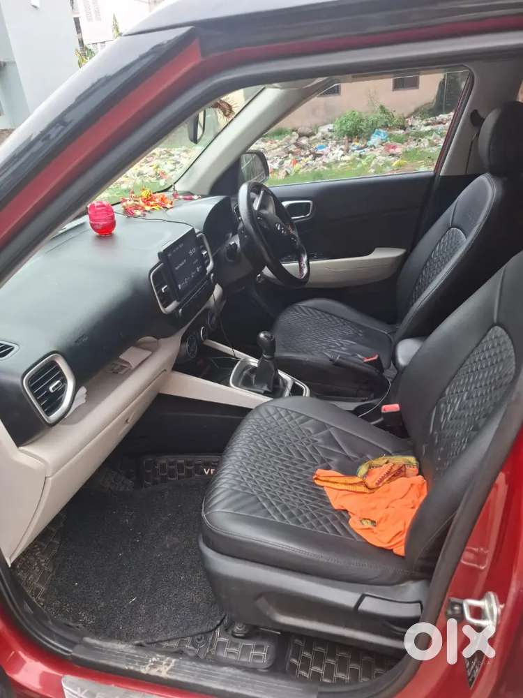 Hundai Vanue Petrol,good Condition,