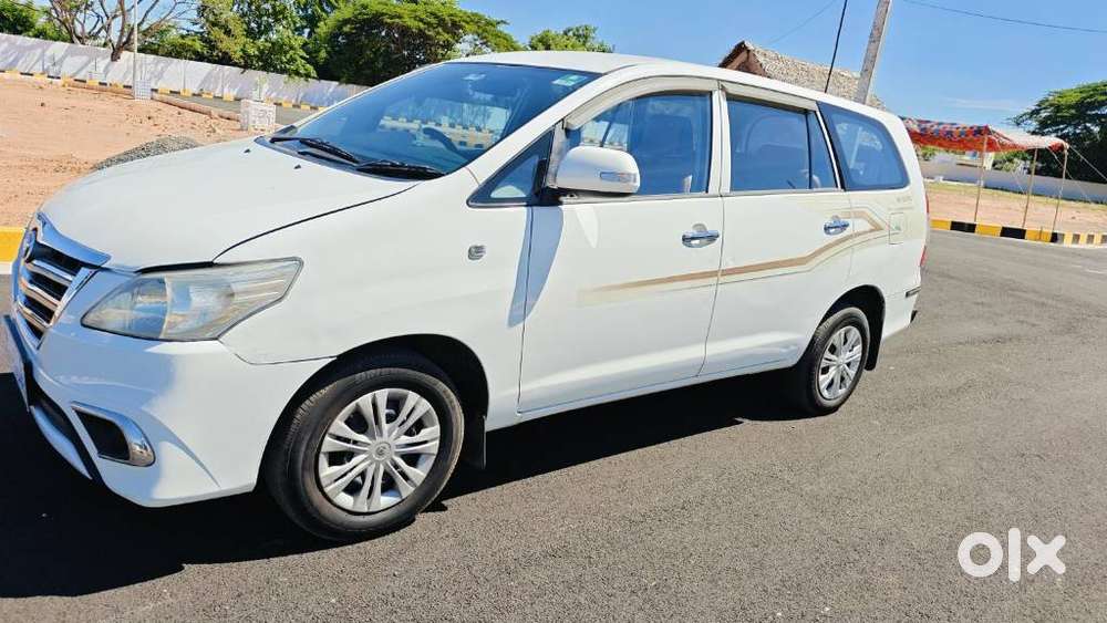 Toyota Innova 2.5 G (diesel) 8 Seater, 2016, Diesel