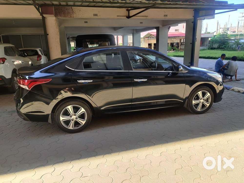 Hyundai Fluidic Verna