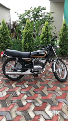 rx 100 bike to buy