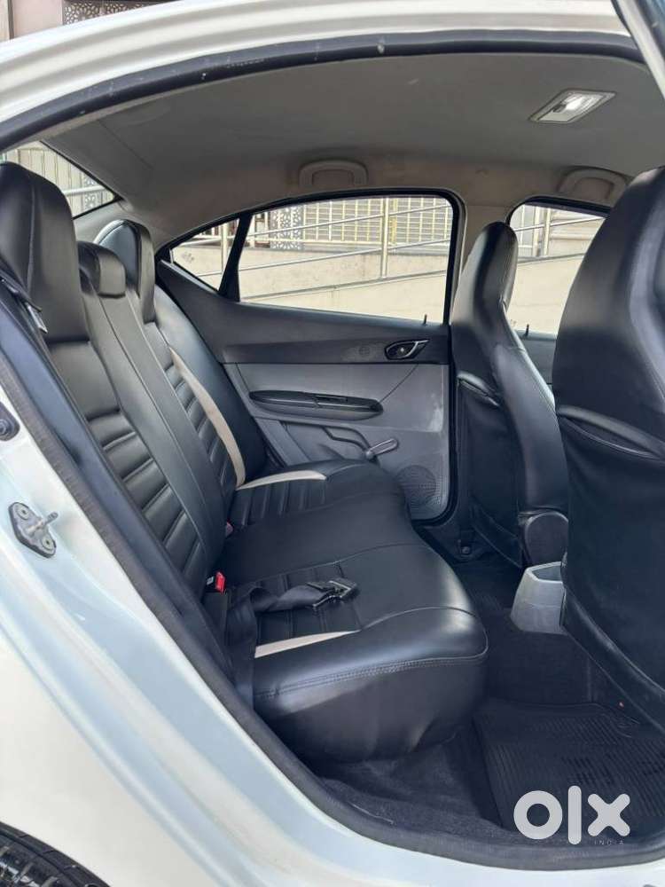 Tata Tigor Xe, 2019, Petrol