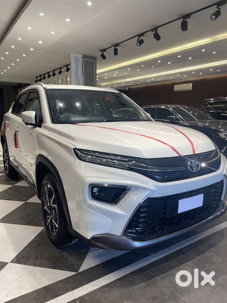 Toyota Urban Cruiser Hyryder 1.5 V Hybrid, 2025, Petrol