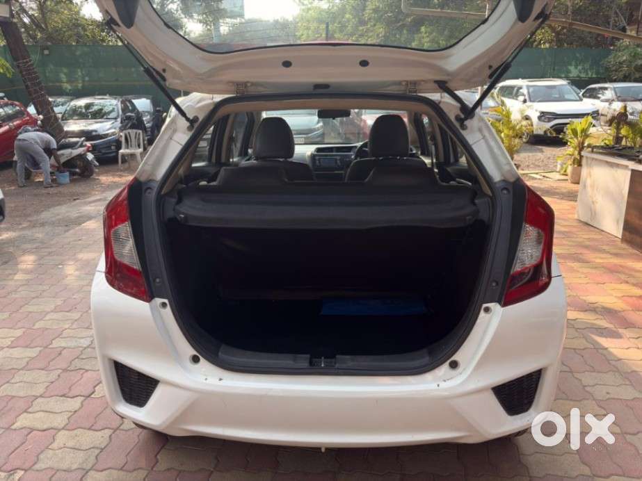 Honda Jazz V Cvt, 2017, Petrol