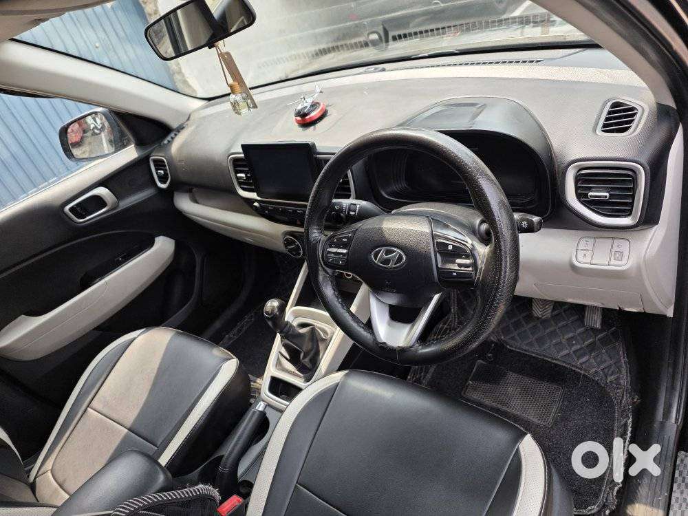 Hyundai Venue Sx 1.2 Mt Knight Edition, 2024, Petrol