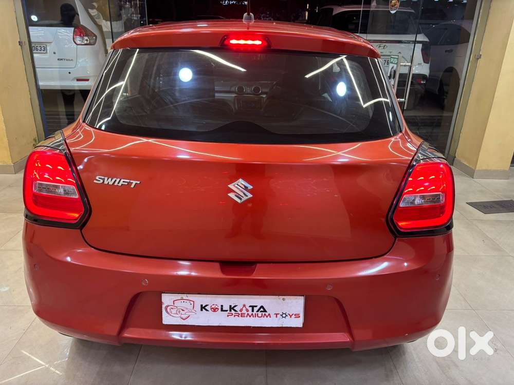 Maruti Suzuki Swift Vxi + Manual, 2021, Petrol