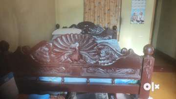 Antique bed store olx