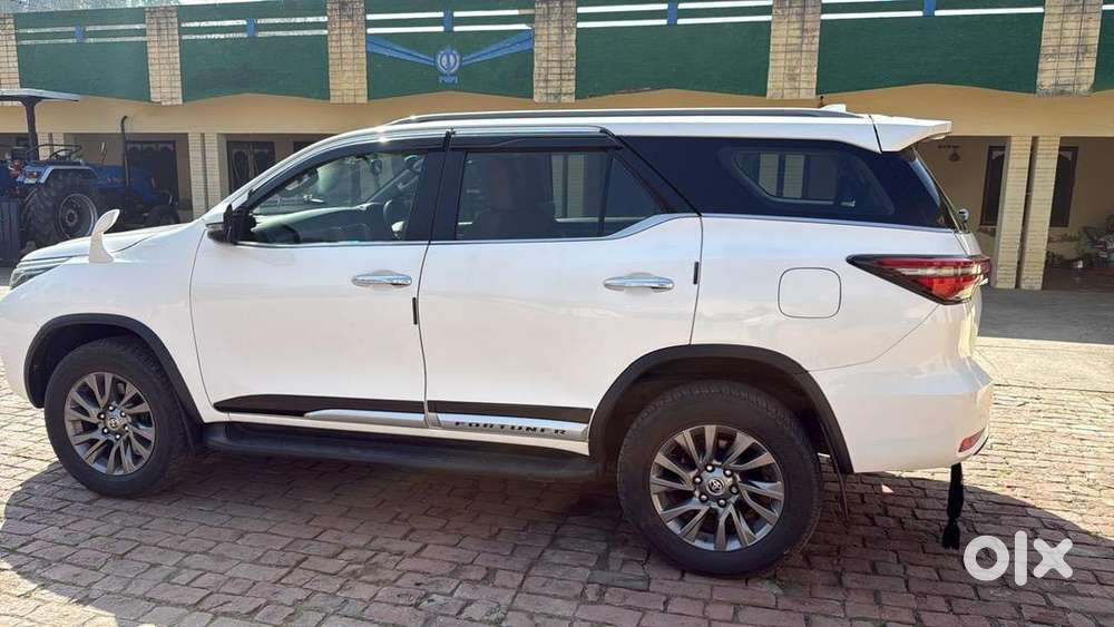 Toyota Fortuner 2023 Model2024 Registered Diesel Well Maintained