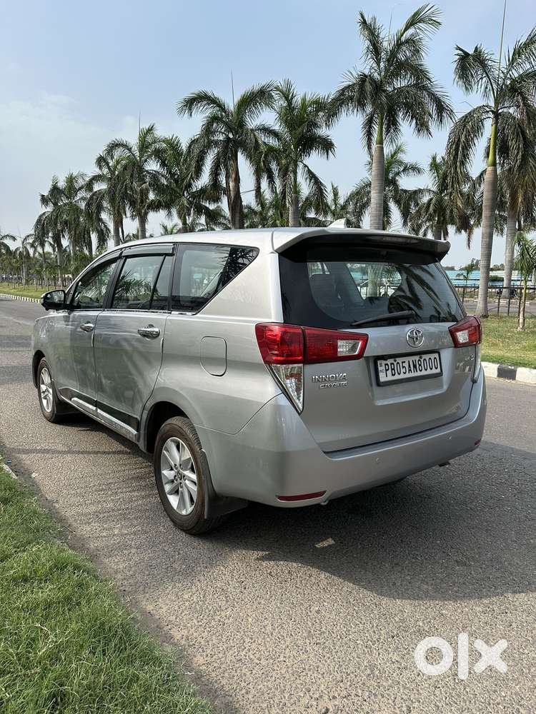 Toyota Innova Crysta 2.4 G Mt, 2019, Diesel