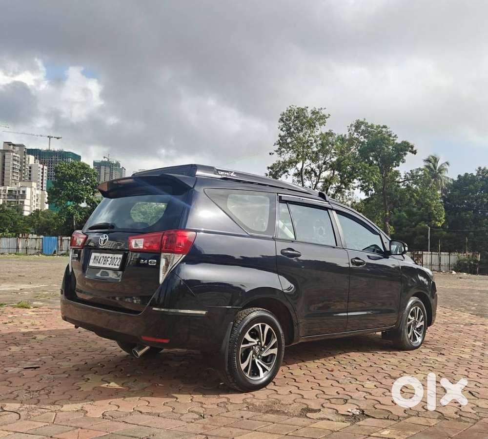 Toyota Innova Crysta [2020-ongoing] 2.4 Gx At 8 Str, 2022, Diesel