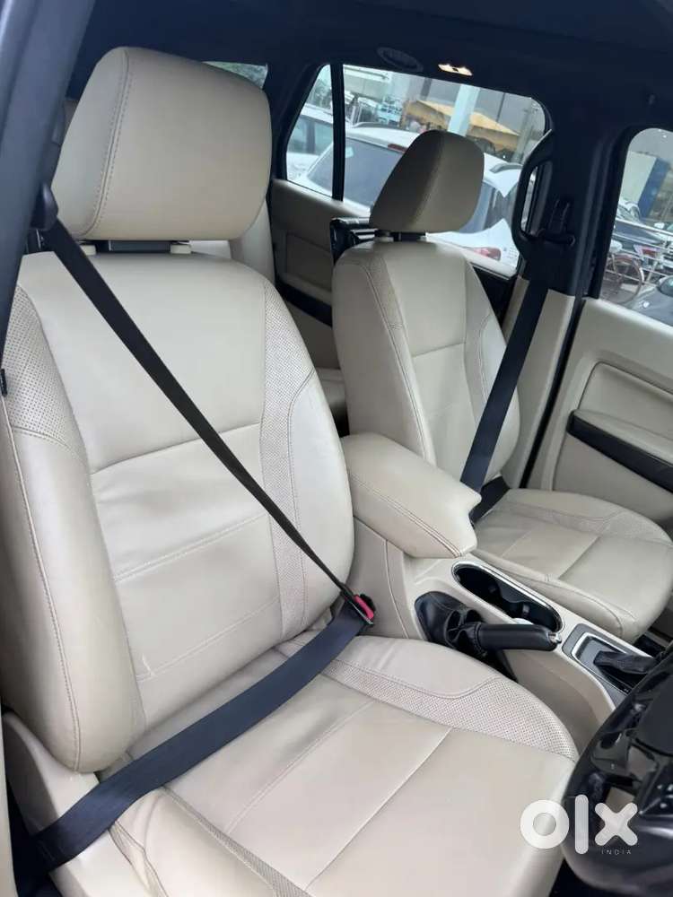 2018 Ford Endeavour 3.2 Titanium 4x4 At | 1st Owner | 74,000 Km