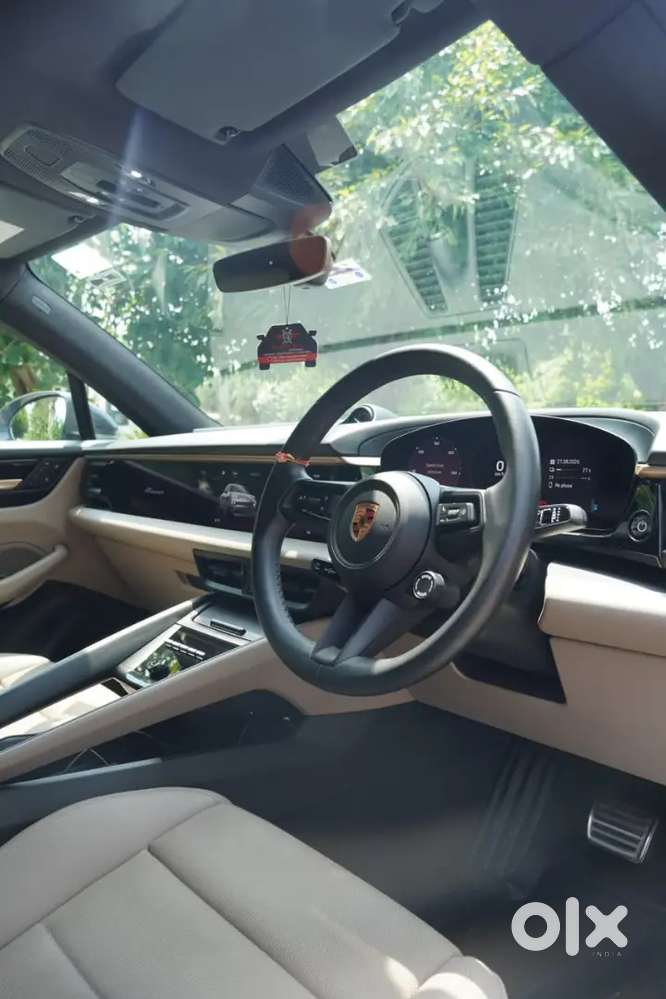 Porsche Macan Ev 4s  2025