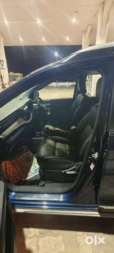 Maruti Suzuki Xl6 1.5 Zeta Mt, 2024, Petrol