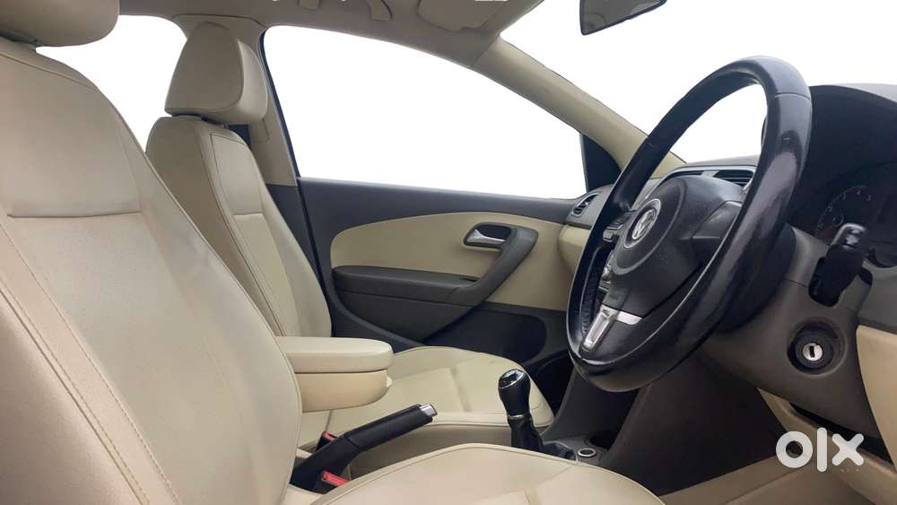 Volkswagen Vento 2010-2013 Petrol Highline, 2014, Petrol