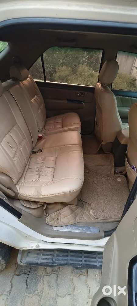 Toyota Fortuner 2014 Diesel Well Maintained