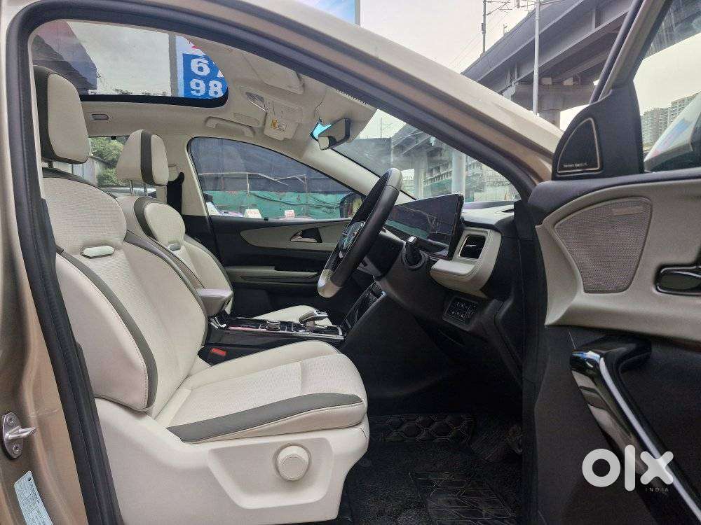Mahindra Xev 9e Pack Three (top Model), 2025, Electric