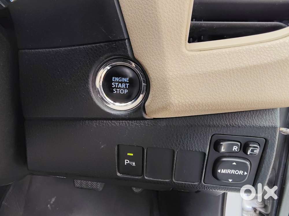 Toyota Corolla Altis Vl, 2016, Petrol