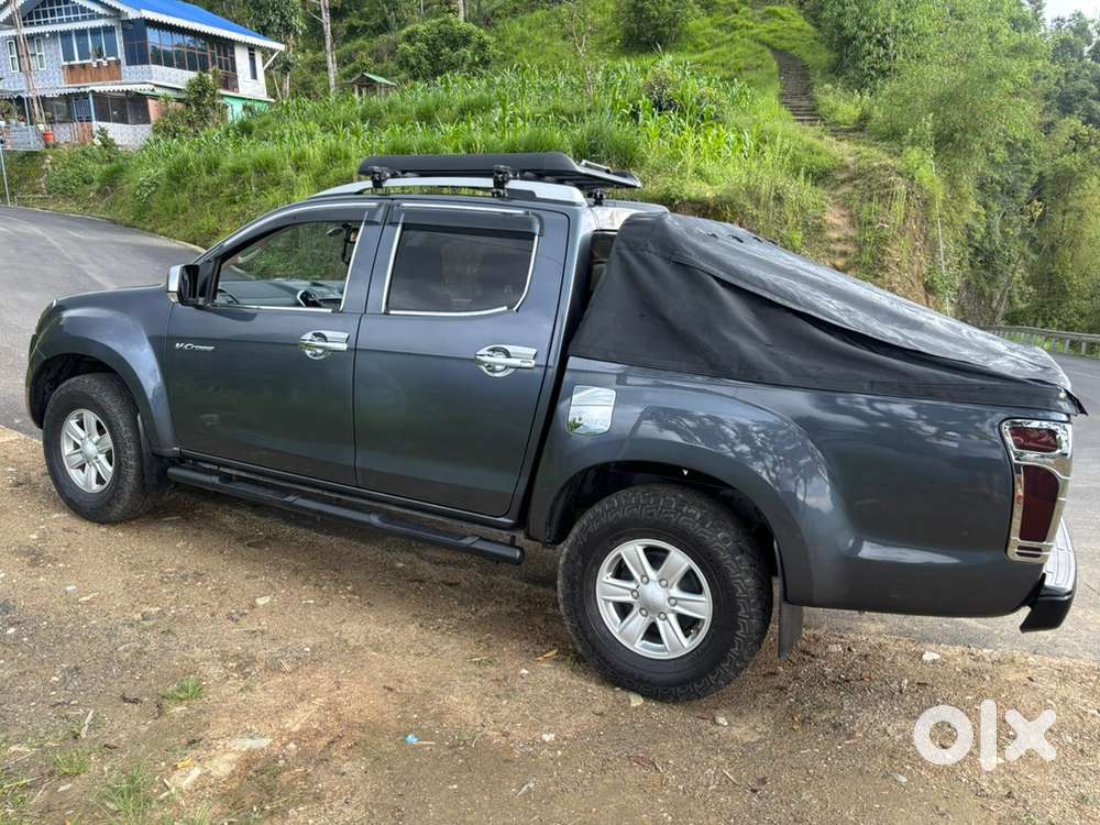 Isuzu D-max V-cross 2018 For Sale In Mint Condition .can Conz Prestige