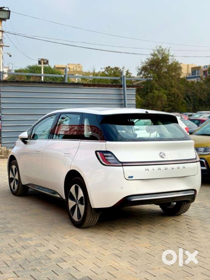 Mg Windsor Ev Essence, 2025, Electric