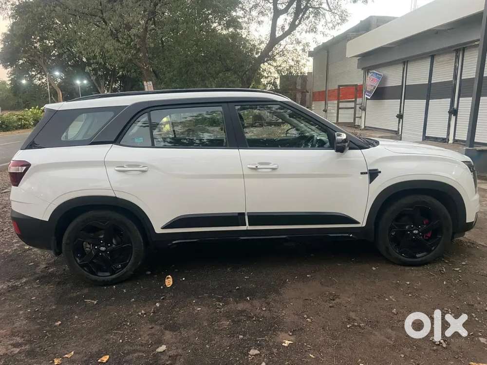 Hyundai Alcazar Platinum 2023