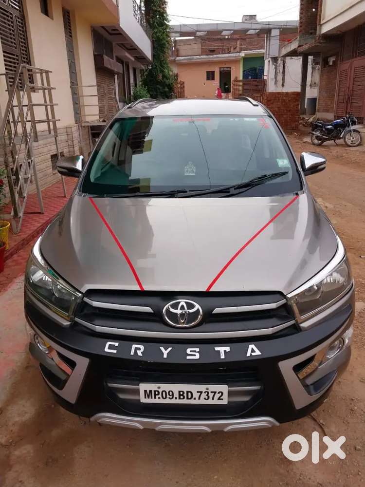 Toyota Innova Crysta Gx At 7 2017