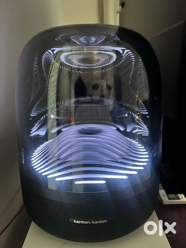Enceinte résidentielle HARMAN KARDON Aura Studio 4 chez